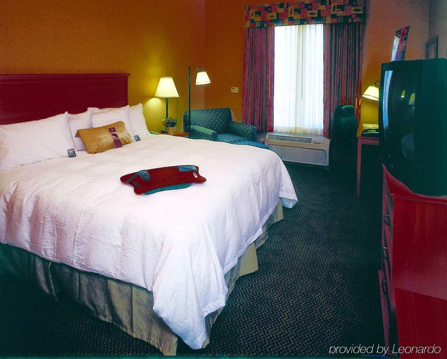 Hampton Inn & Suites Lathrop Rum bild