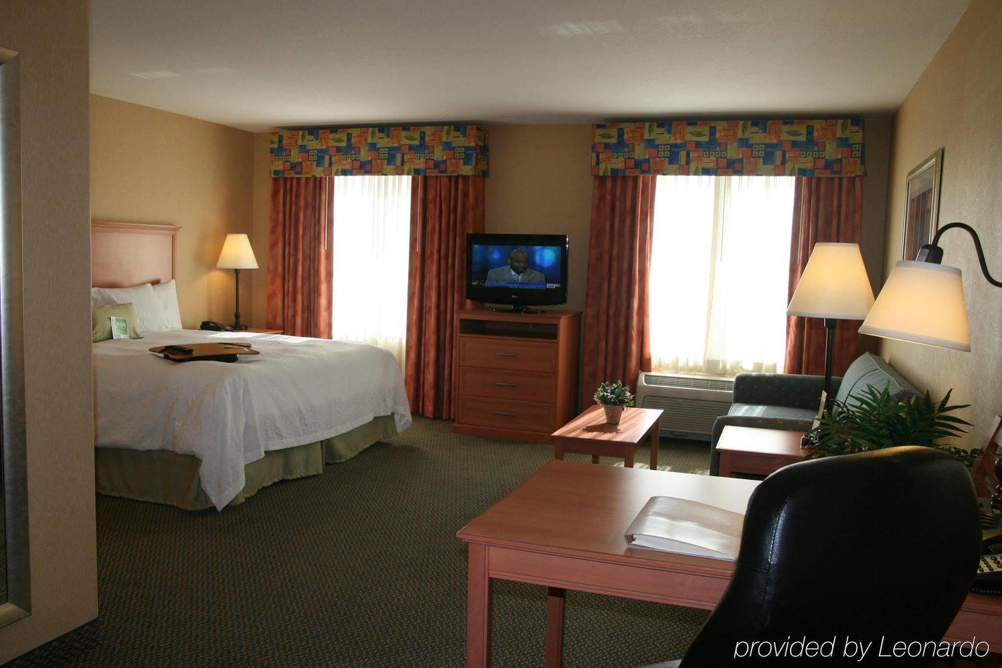 Hampton Inn & Suites Lathrop Rum bild